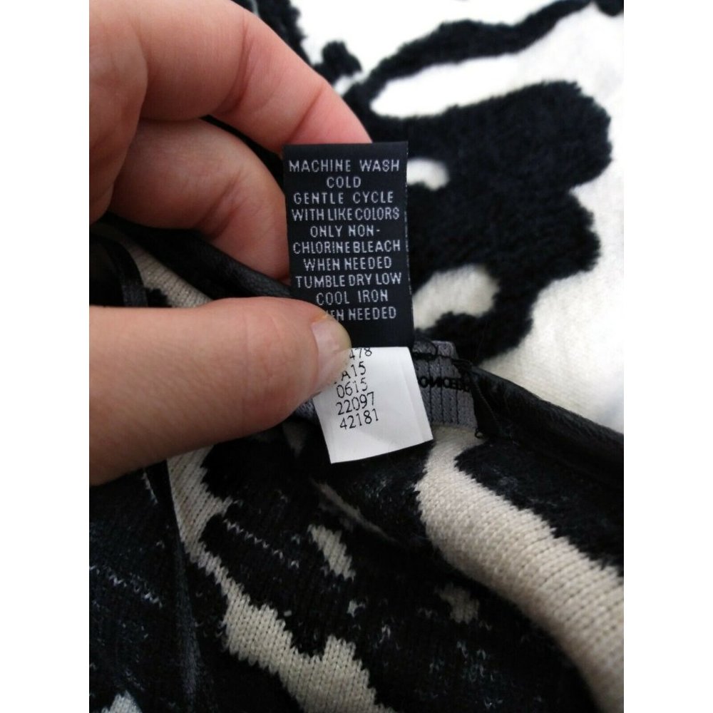 INC Black/White Velvet Floral Printed Cardigan - Picture 5 of 5